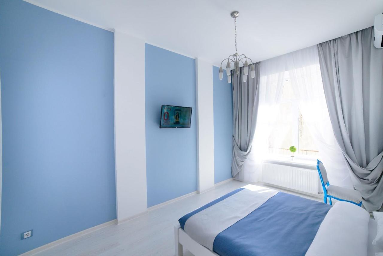 Modern Apartment In Old City Center 利沃夫 外观 照片
